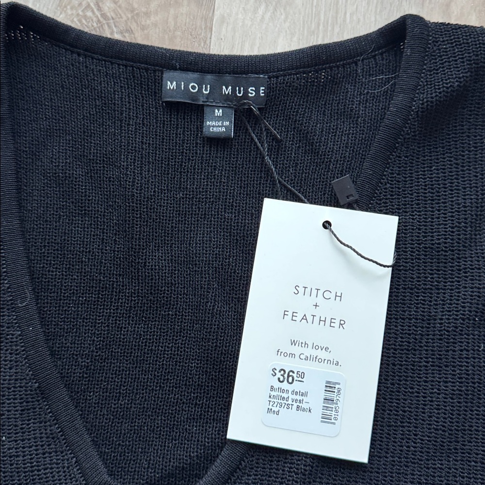 Stitch and Feather Black Top and Skirt Set sz M - Picture 6 of 10